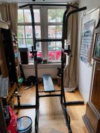 Sport apparaat voor pull ups, dips en bank oefeningen., Ophalen, Gebruikt, Metaal, Krachtstation