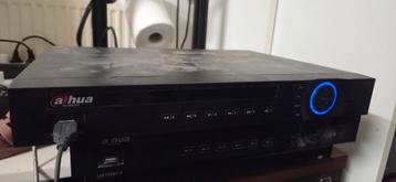 Dahua NVR DHI-NVR4204-P - 4 Kanaals PoE, 1TB HDD beschikbaar voor biedingen