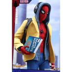 Hot Toys Spider-man Homecoming, Ophalen of Verzenden, Actiefiguur of Pop, Zo goed als nieuw