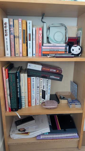 CHECK OTHER LISTINGS Multiple Books & Board Games For Sale  beschikbaar voor biedingen