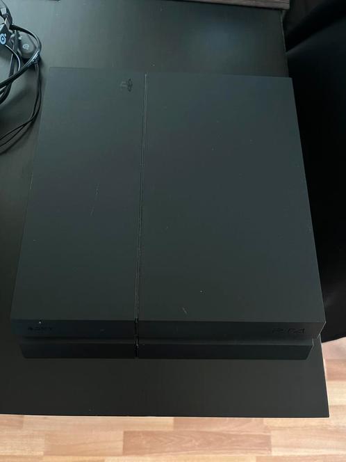 Sony Playstation 4 slim + 2/3 controllers + spellen, Spelcomputers en Games, Spelcomputers | Sony PlayStation 4, Zo goed als nieuw