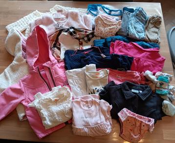 Meisjes kledingpakket maat 68/74 beschikbaar voor biedingen