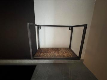 By Boo wandplank wandrek Show off small (35 cm) beschikbaar voor biedingen