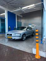 Volvo S60 2.4 140PK 2004 Grijs, Auto's, Voorwielaandrijving, 1442 kg, 74 €/maand, S60