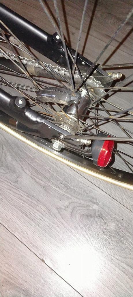 VANMOOF FIETS MAT ZWART ZEER GOEDE STAAT, Fietsen en Brommers, Fietsen | Dames | Omafietsen, Zo goed als nieuw, 56 cm of meer