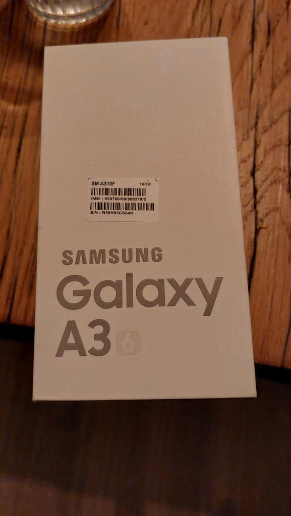 Samsung Galaxy A3 (2016) SM-A310F - 16GB, Telecommunicatie, Mobiele telefoons | Samsung, Gebruikt, Galaxy A, 16 GB, Zonder abonnement