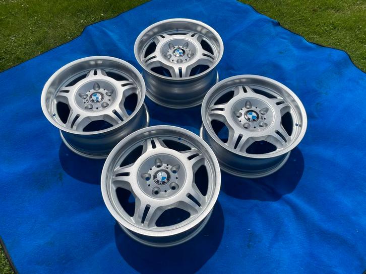 BMW E36 M3 velgen – gerestaureerde Breedset (7,5J / 8,5J), Auto-onderdelen, Banden en Velgen, Velg(en), 17 inch, Personenwagen