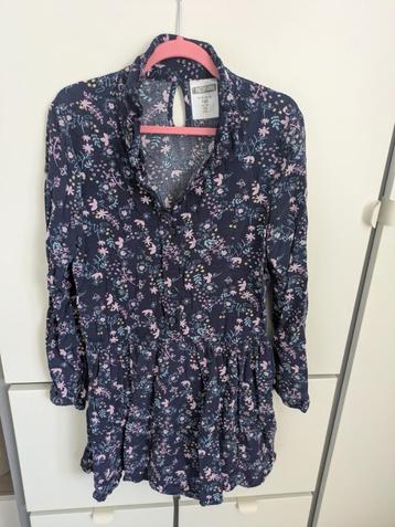 Blauw jurkje mt140 beschikbaar voor biedingen