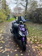 Piaggio 80cc zip, Fietsen en Brommers, Scooters | Piaggio, Ophalen, Overige modellen, Zo goed als nieuw, 80 cc