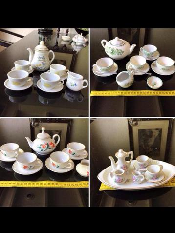 🌿Pop,”VERSCHILLENDE ANTIEK/OUDE POPPEN SERVIESJES “🌿 beschikbaar voor biedingen