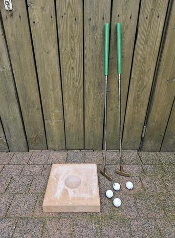 Midgetgolf set - 2x Midgetgolfstick + knikkertegel beschikbaar voor biedingen