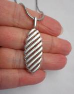 Zilveren ketting met modernist hanger nr.948, Met hanger, Verzenden, Zo goed als nieuw, Zilver