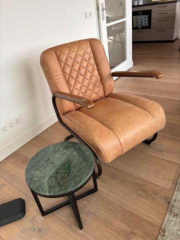 Bruine, leren fauteuil  beschikbaar voor biedingen