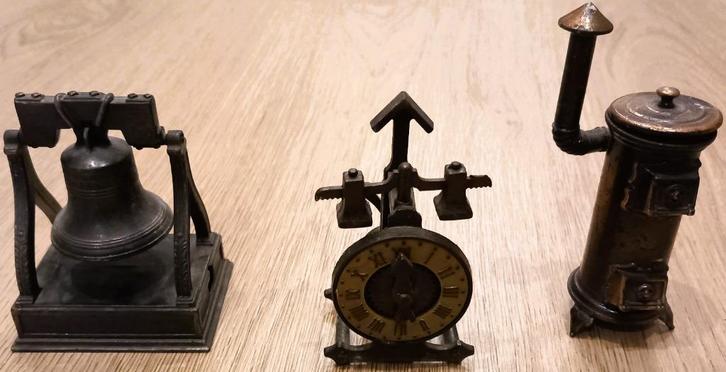 Bieden Antieke puntenslijpers - Spaans design Jaren 60 (C31), Antiek en Kunst, Antiek | Meubels | Stoelen en Banken, Ophalen