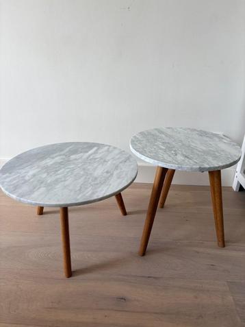 Two coffee marble tables  beschikbaar voor biedingen