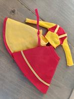 Vintage Sindy Doll outfit 1975 Barbie Rood geel, Verzamelen, Poppen, Ophalen of Verzenden, Zo goed als nieuw