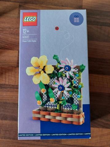 Lego Flower Trellis Display