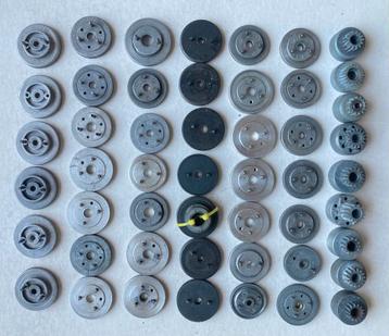 Verzameling vliegwielen en clutchbells Kyosho Tamiya beschikbaar voor biedingen