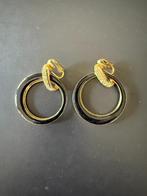 2 grote oorbellen ringen goud met zwart, Overige materialen, Hangers, Ophalen of Verzenden, Zo goed als nieuw