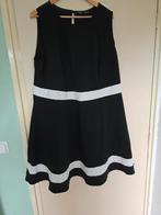 Jurk zwart met witte strepen maat 52/54, Ophalen of Verzenden, Zo goed als nieuw, Bodyflirt, Jurk