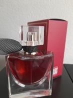 Te koop,  La vie est Belle, L'elixir van Lancôme., Sieraden, Tassen en Uiterlijk, Uiterlijk | Parfum, Ophalen of Verzenden, Zo goed als nieuw