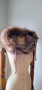 Sjaal met muts en (nep) bont, Kleding | Dames, Mutsen, Sjaals en Handschoenen, Ophalen, Maat 42/44 (L), Sjaal, Onbekend