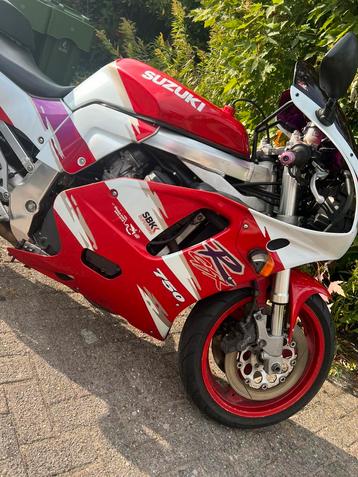 Suzuki GSX-R 750 1993 youngtimer GSXR 750 GSXR750 beschikbaar voor biedingen