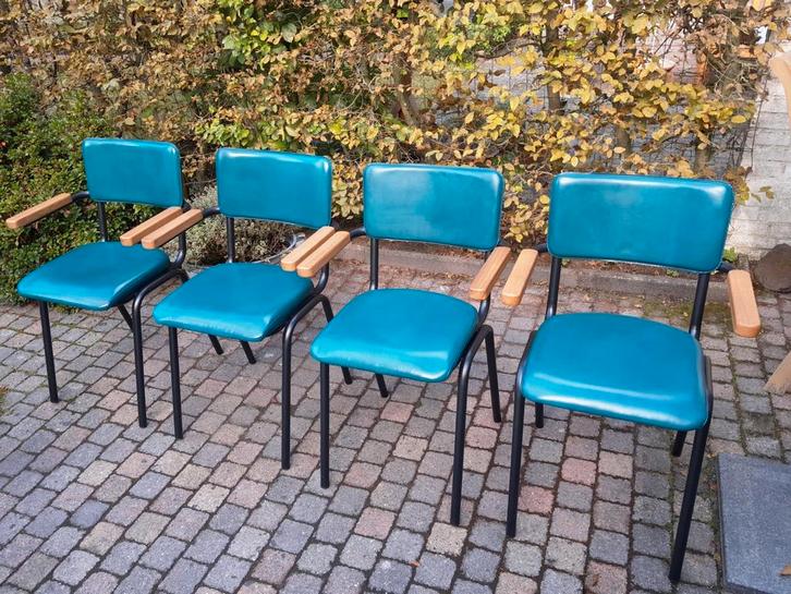Goossens 4x lederen eetkamerstoelen Chaplin., Huis en Inrichting, Stoelen, Nieuw, Vier, Leer, Overige kleuren, Ophalen