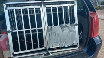 Transport box 2 honden beschikbaar voor biedingen