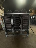 54 stackschairs te koop inclusief 2 karren, Ophalen, Zo goed als nieuw