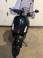 Vespa Sprint 2017, Fietsen en Brommers, Ophalen, Gebruikt, Overige modellen, Maximaal 45 km/u