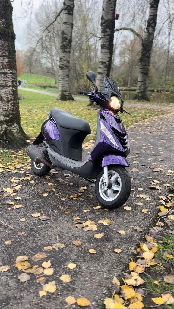 Piaggio zip 125cc Tekoop/Teruil, Fietsen en Brommers, Scooters | Piaggio, Zo goed als nieuw, Zip, Tweetakt, Ophalen