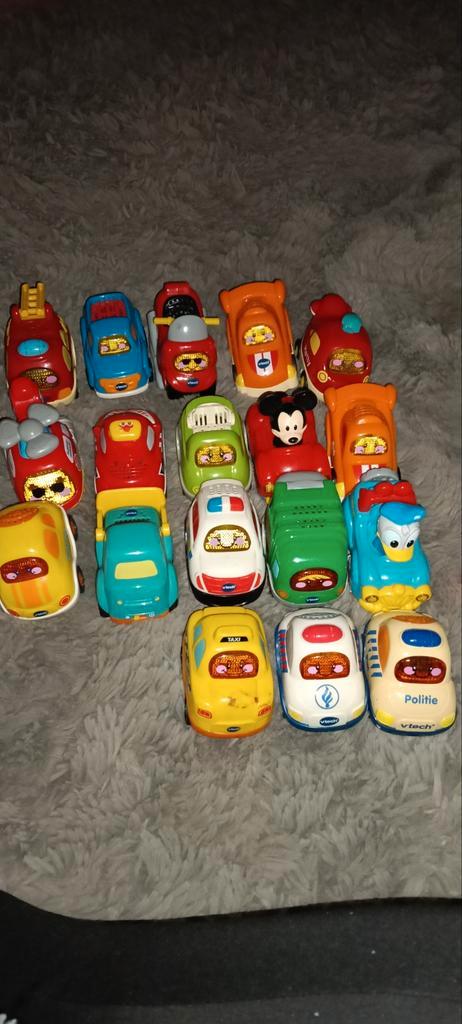VTech Toet Toet Auto's - 18 stuks, Kinderen en Baby's, Speelgoed | Vtech, Gebruikt, Ophalen of Verzenden