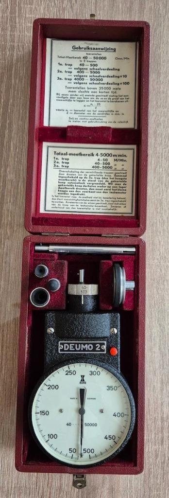 Deumo 2 hand tachometer in originele doos. beschikbaar voor biedingen