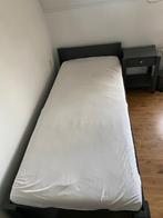 Bed ombouw + nachtkastje hout/antraciet, Huis en Inrichting, Slaapkamer | Bedden, Ophalen, 90 cm, Eenpersoons, 210 cm
