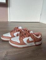 Nike dunk low whisper rose 37,5, Nieuw, Nike, Ophalen of Verzenden, Roze