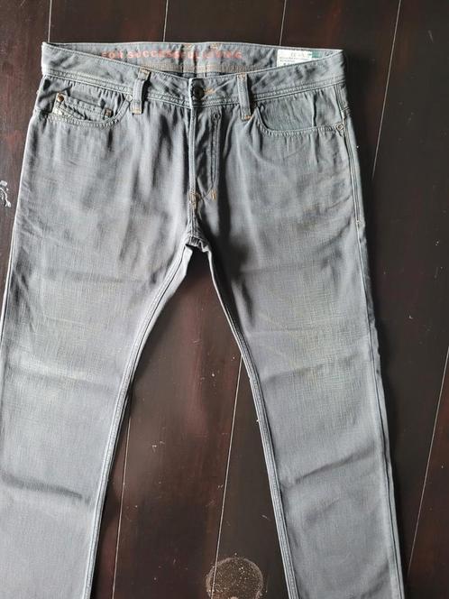 ZGAN CLASSIC DIESEL SAFADO SLIM STRAIGHT JEANS SIZE 33/30!!, Kleding | Heren, Spijkerbroeken en Jeans, Zo goed als nieuw, W33 - W34 (confectie 48/50)