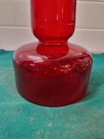 vaas rood glas vintage, Ophalen of Verzenden