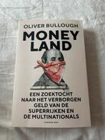 Money Land - Oliver Bullough, Ophalen of Verzenden, Zo goed als nieuw, Geld en Beleggen