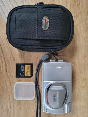 Olympus C-300 Zoom fotocamera  beschikbaar voor biedingen