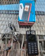 Nokia 108 compleet met doos, boekje en oortjes, Telecommunicatie, Mobiele telefoons | Nokia, Verzenden, Zo goed als nieuw, Zwart