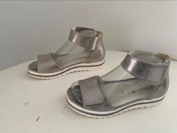 Waldlaufer 4 H (37H ) zilver leren sandalen   419) beschikbaar voor biedingen