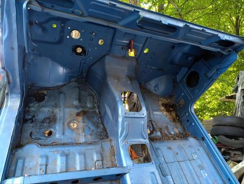 Bijna complete carrosserie/ body van Suzuki SJ413, Auto-onderdelen, Carrosserie en Plaatwerk, Bumper, Oldtimer onderdelen, Overige automerken