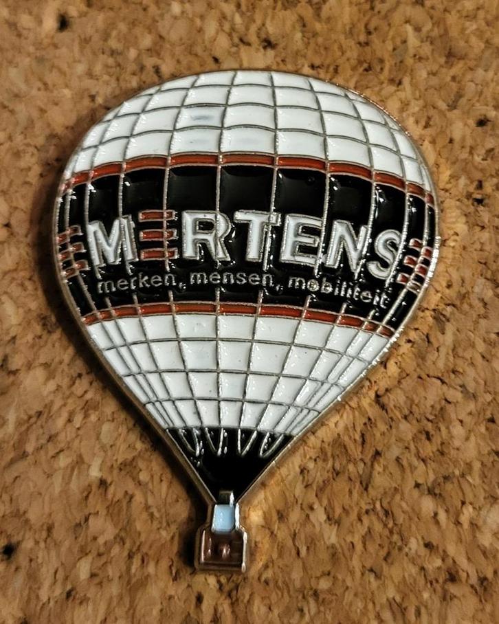 Ballonpin mertens, Verzamelen, Speldjes, Pins en Buttons, Ophalen of Verzenden