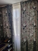 Grijze gordijnen met bloemen, Huis en Inrichting, Stoffering | Gordijnen en Lamellen, Ophalen, Grijs, Gebruikt, 200 cm of meer