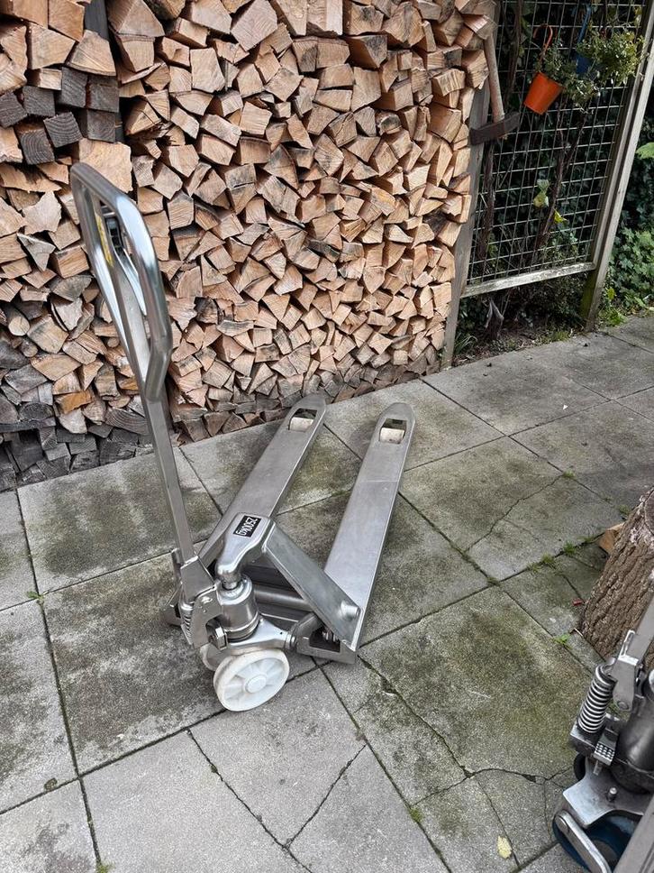 Rvs pompwagen 2500KG, Doe-het-zelf en Verbouw, Palletwagens en Pompwagens, Zo goed als nieuw, Ophalen