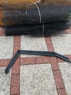 Te ophalen - 6 zwaar beugels voor kattengaas, Ophalen, Gebruikt