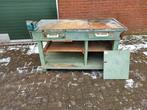 Vintage geleefde werkbank om te gebruiken of decoratie, Doe-het-zelf en Verbouw, Werkbanken, Ophalen, Gebruikt, Bankschroef