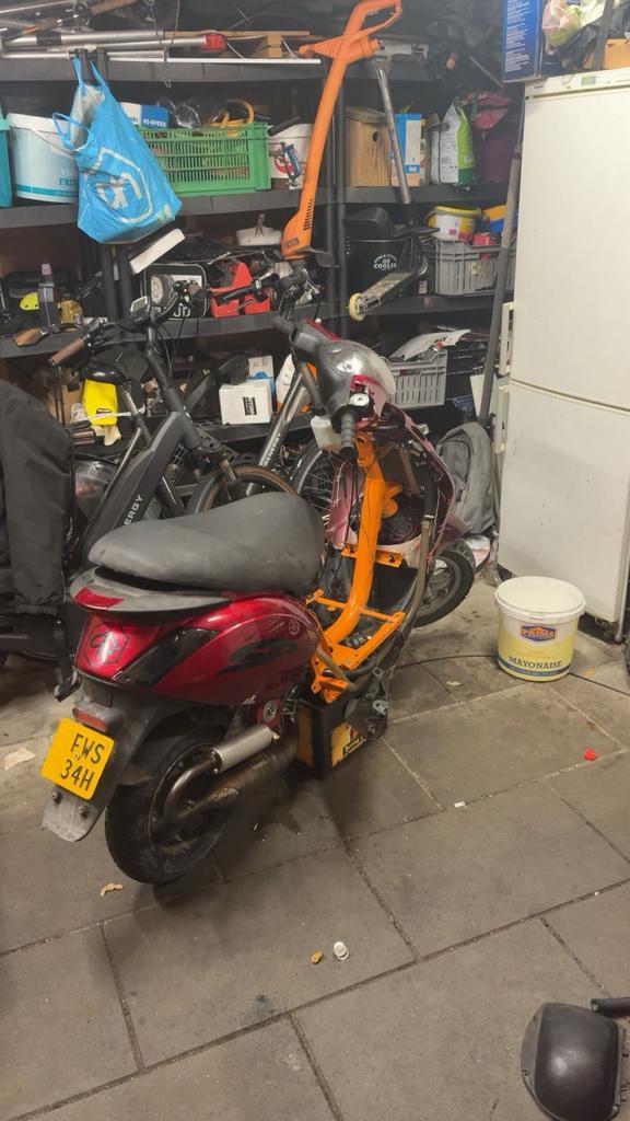 Zip 70 mk1 stage 6, Fietsen en Brommers, Scooters | Piaggio, Zo goed als nieuw, Zip, Tweetakt, Ophalen