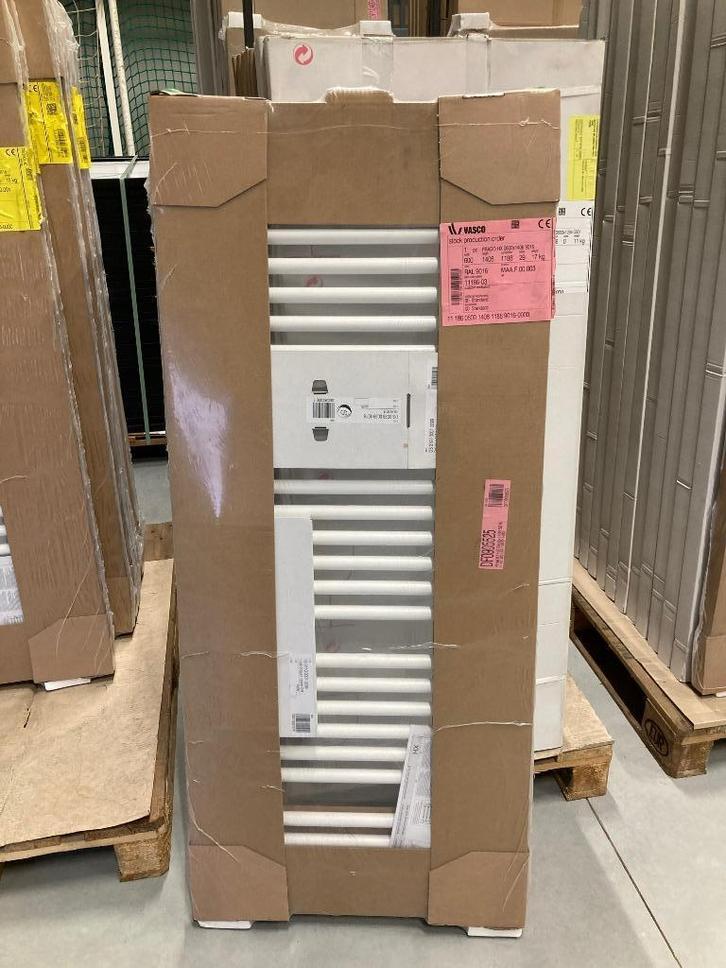 Vasco Prado HX radiatoren 1406x500 / 1406x600 / 1802x500, Doe-het-zelf en Verbouw, Verwarming en Radiatoren, Nieuw, Radiator, 800 watt of meer